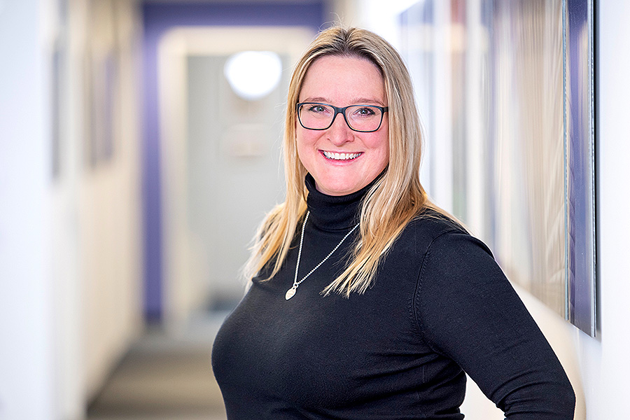 Renate-Carolin Hoser